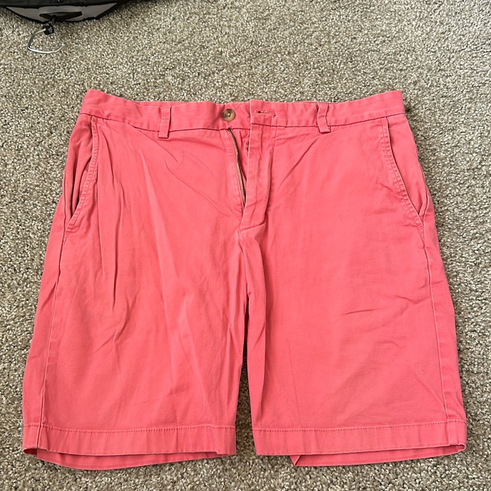 Vineyard Vines men’s 9 inch shorts